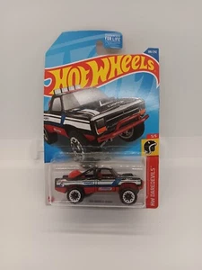 2022 Hot Wheels Schatzsuche '87 Dodge D100 - Bild 1 von 3