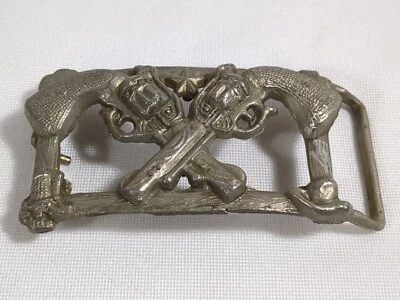 Antiguo revólver doble pistola 45 vintage hebilla de cinturón peltre? Country Western  Foto 1 de 4