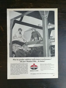 Tractor cosechadora Standard Oil International 1962 de colección anuncio a color página completa - Imagen 1 de 1