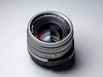 Contax G 45mm f/2.0 Carl Zeiss Planar T- Near Mint, 1 Year Warranty - Imagen 1 de 4