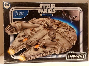 Star Wars Millennium Falcon Hasbro 2004 Trilogy Collection - 85234 - NEU Sealed. - Bild 1 von 13