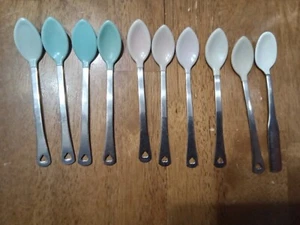 Vintage Munchkin Soft Tip Metal Baby Spoon Qty 10 - 7 w/ Color Changing Pastels - Picture 1 of 4