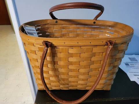 Longaberger Large Boardwalk Basket w Tag 2009 Cover