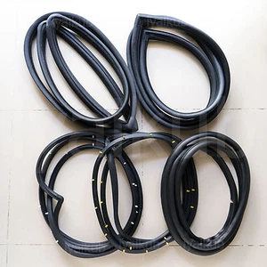 74-79 TOYOTA COROLLA KE30 2door sedan complete weatherstrip 5PCs rubber seal - Picture 1 of 2