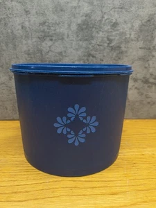 Vintage Tupperware Servier Kanister blau Heidelbeere #1626-1 mit Deckel - Bild 1 von 6
