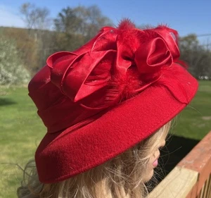 Damenhut rot Seide Blume Filz Federn Kentucky Derby Kirche Fascinator schick - Bild 1 von 6