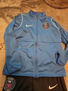 Nike Boys Team ISL OUTFIT JACKET AND PANTS SIZE MEDIUM NWOT - Picture 1 of 5