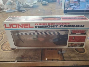 Vintage Lionel O Scale Automatic Crossing Gate Item 6-2152 NEW NIB NOS - Picture 1 of 8