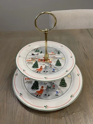 Двухъярусный рождественский сервировочный поднос Sango Silent Night Joan Luntz с оригинальной коробкой - Изображение 1 из 4