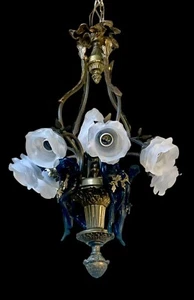 antico lampadario francese bronzo brunito e oro con veneri epoca 1800 - Foto 1 di 11