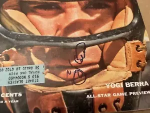 Signed Yogi Berra 1955 Sports Illustrated Full Magazine Mailing Label JSA COA - Picture 1 of 6