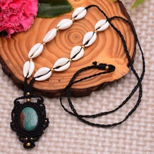 Hand Crafted Natural Chrysoprase Cowrie Shell Boho Macrame Gemstone Necklace - Picture 1 of 5