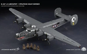 New In Box Brickmania B-24(J) Liberator Strategic Heavy Bomber 2648 pieces - Picture 1 of 3