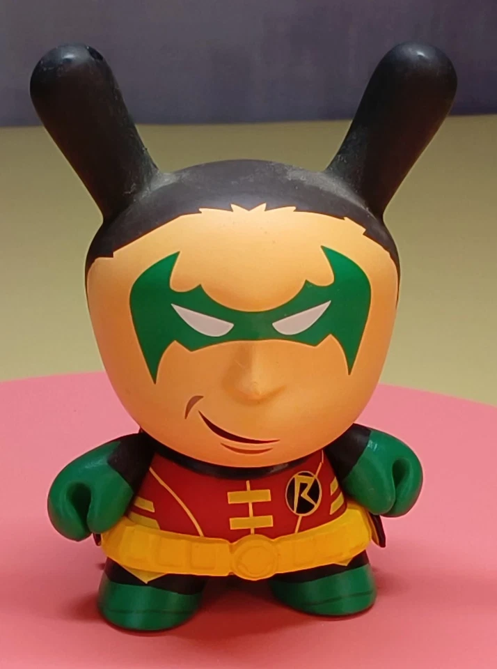 ROBIN ~ Kidrobot DC Batman DUNNY Series @ 2017 - Image 1 of 1