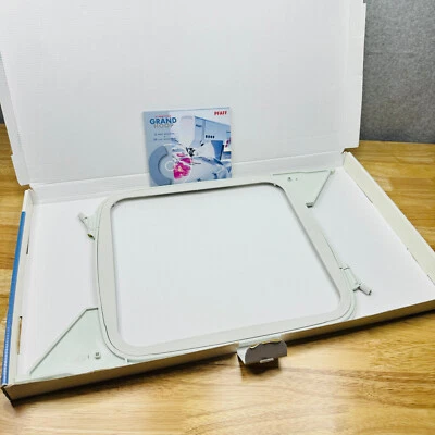 Pfaff Creative GRAND HOOP 250 x 225mm Machine Embroidery Hoop 2100 Series - Image 1 of 4