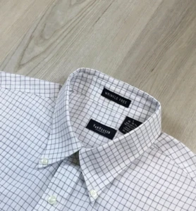Van Heusen Short Sleeve Dress Shirt Mens L 16-16.5 Wrinkle Free White Blue Check - Picture 1 of 9