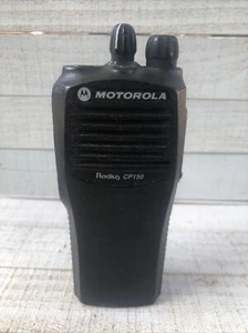 Motorola Radius CP150 4 Channel 2-Way Radio Walkie Talkie AAH50KCC9AA1AN Bundle - Picture 1 of 8