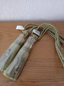 Curtain Tie Backs x 2 - Green - Brand New - Picture 1 of 3