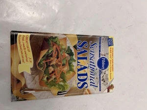 Vintage 1991 August Pillsbury Classic Cookbook #126 "Sensational Salads" Booklet - Picture 1 of 3