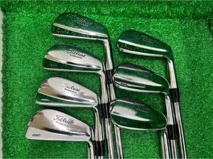666 Titleistged 680/Dynamic Gold 7Pcs Set/S200/28 Golf - Picture 1 of 5