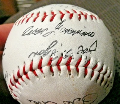 1978 CINCINNATI REDS TEAM STAMPED SIGNED BASEBALL Pete Rose Johnny Bench Sparky - Image 1 of 4