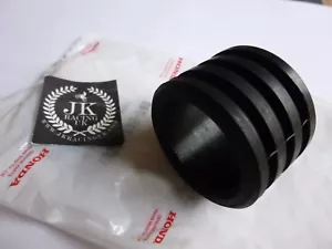Silenciador de escape HONDA CR500 1984-2001 OEM goma de conexión 18365-KA5-740 - Imagen 1 de 1