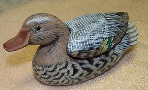 Ceramic Duck Figurine Container with Lid 6 inches long - Picture 1 of 5