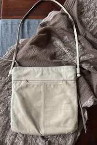 HOBO INTERNATIONAL Magnolia Drifter Crossbody Bag Ivory Cream Purse - Picture 1 of 24