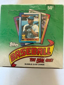 1990 TOPPS BASEBALL Bubble  Gum Cards. - Picture 1 of 2