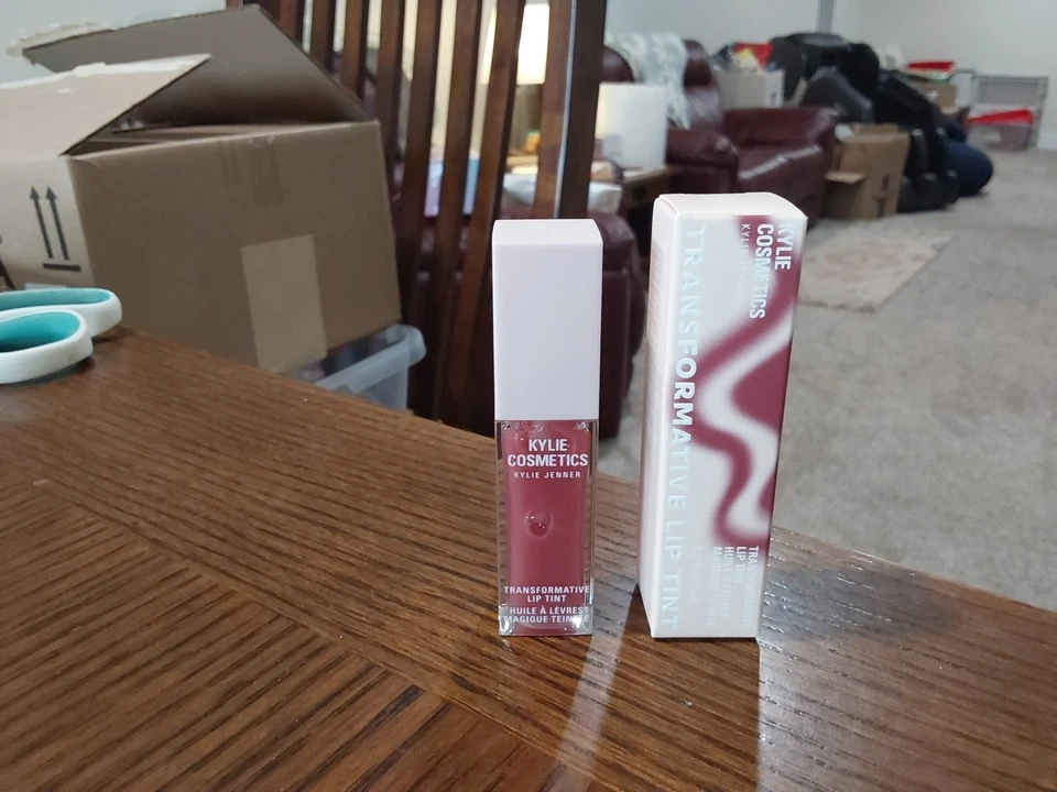 KYLIE COSMETICS TRANSFORMATIVE LIP TINT in ALWAYS ROSY FL SZ NIB FREE SHIP! - Image 1 of 1