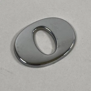 1997-1998 Volvo S90 Emblem Logo Badge Letter 'O' Rear Tailgate Trunk Chrome - Picture 1 of 10
