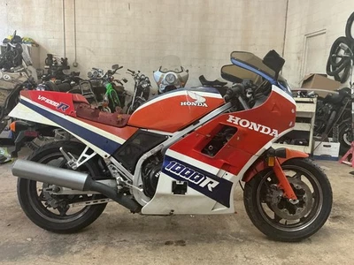 1985 Honda VF1000R  - Image 1 of 4