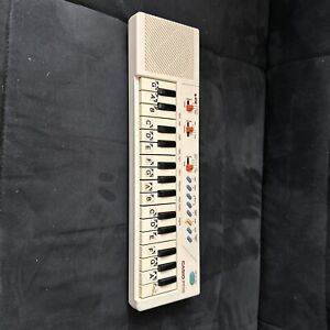 Casio PT-10 Tastatur elektronischer Mini-Synthesizer elfenbeinweiß 29 Schlüssel getestet funktioniert