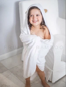 Set regalo baby shower lusso bambù ASCIUGAMANO DA BAGNO CON CAPPUCCIO ~ orecchio d'orso - Foto 1 di 5