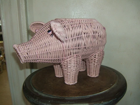 pink wicker pig basket holder preowned storage potpourri holder Cover
