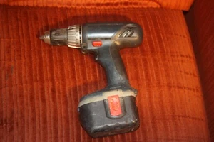 Bosch 3860K? 18 Volt Drill/Driver  With One Battery BAT031 No Charger Tested - Picture 1 of 19