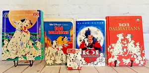 The 101 Dalmatians Movies VHS, Hardcover book, and playing card Bundle - Foto 1 di 24