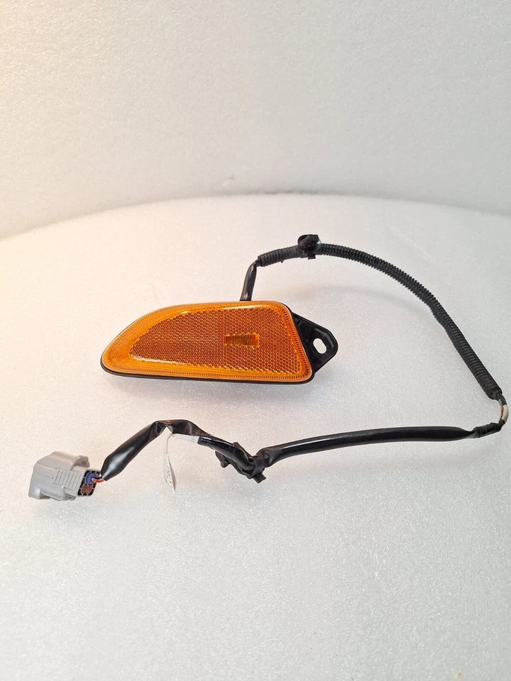 Luz marcadora de estacionamiento para pasajero derecho Suzuki Kizashi 2010 2011 2012 2013 lámpara derecha Foto 1 de 4