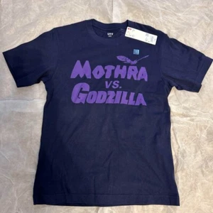 T-shirt S(JPN) taglia UNIQLO UT Mothra VS Godzilla Navy dal Giappone rara - Foto 1 di 3