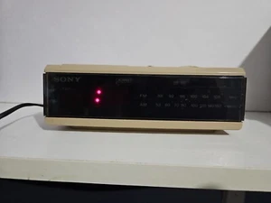 Vintage Sony Dream Machine Fm/Am Digital Alarm Clock Radio Tan Retro ICF-C3W  - Picture 1 of 6