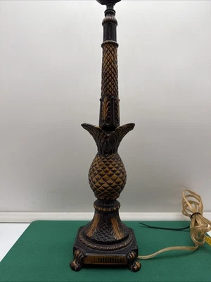 "Lámpara de mesa única de metal con base de piña muy única 30""" Foto 1 de 4