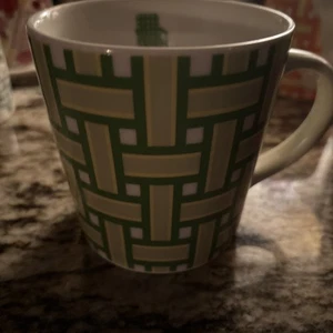 2006 Starbucks Green & Yellow LAWN CHAIR Series Coffee Mug 16 Oz Summer Plaid - Picture 1 of 4