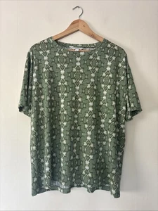 Marks & Spencer Green Patterned T-shirt Top Size UK 16 - Picture 1 of 8
