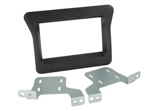 CD RADIO STEREO DOUBLE DIN FACIA FASCIA CT23RT11 FOR RENAULT MASTER 2010 ONWARD - Picture 1 of 1