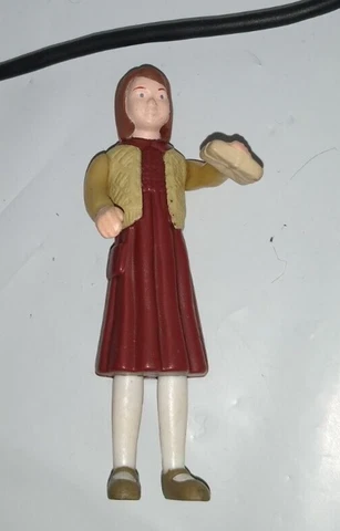 Disney Walden Narnia Lion Witch Wardrobe Lucy Pevensie 3" Action Figure JH6 Cover