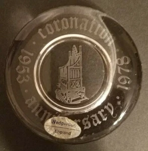 Raro pisapapeles Wedgwood 25 aniversario coronación reina Isabel 1978 - Imagen 1 de 4