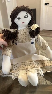 "Muñeca de trapo vintage hecha a mano de 20"" pelo de hilo marrón" - Imagen 1 de 7