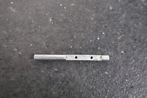 HONDA 1982 1983 GL1100 GOLDWING FRONT LEFT CARBURETOR ROD THROTTLE VALVE SHAFT - Picture 1 of 3