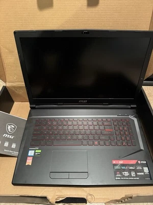 Portátil MSI GL73 9SD, solo para piezas. Solo necesitas una placa base. Sin devolución. Foto 1 de 4