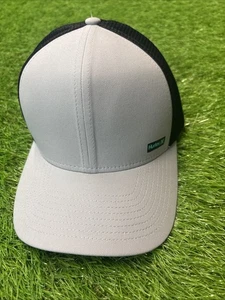 Gorra de béisbol Hurley Hat malla camionero dos tonos gris negro Snapback AH9621 - Imagen 1 de 4